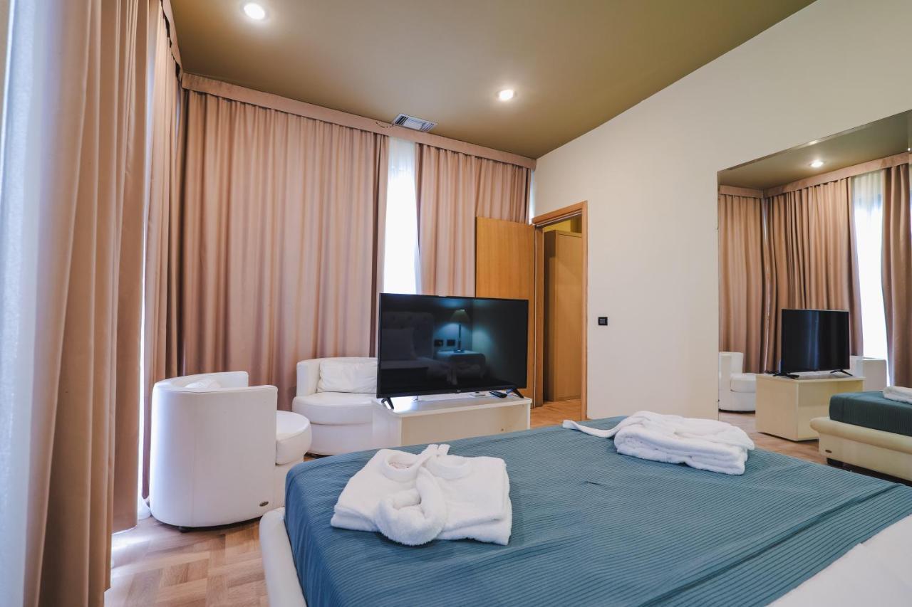 Rapo's 5* Himare